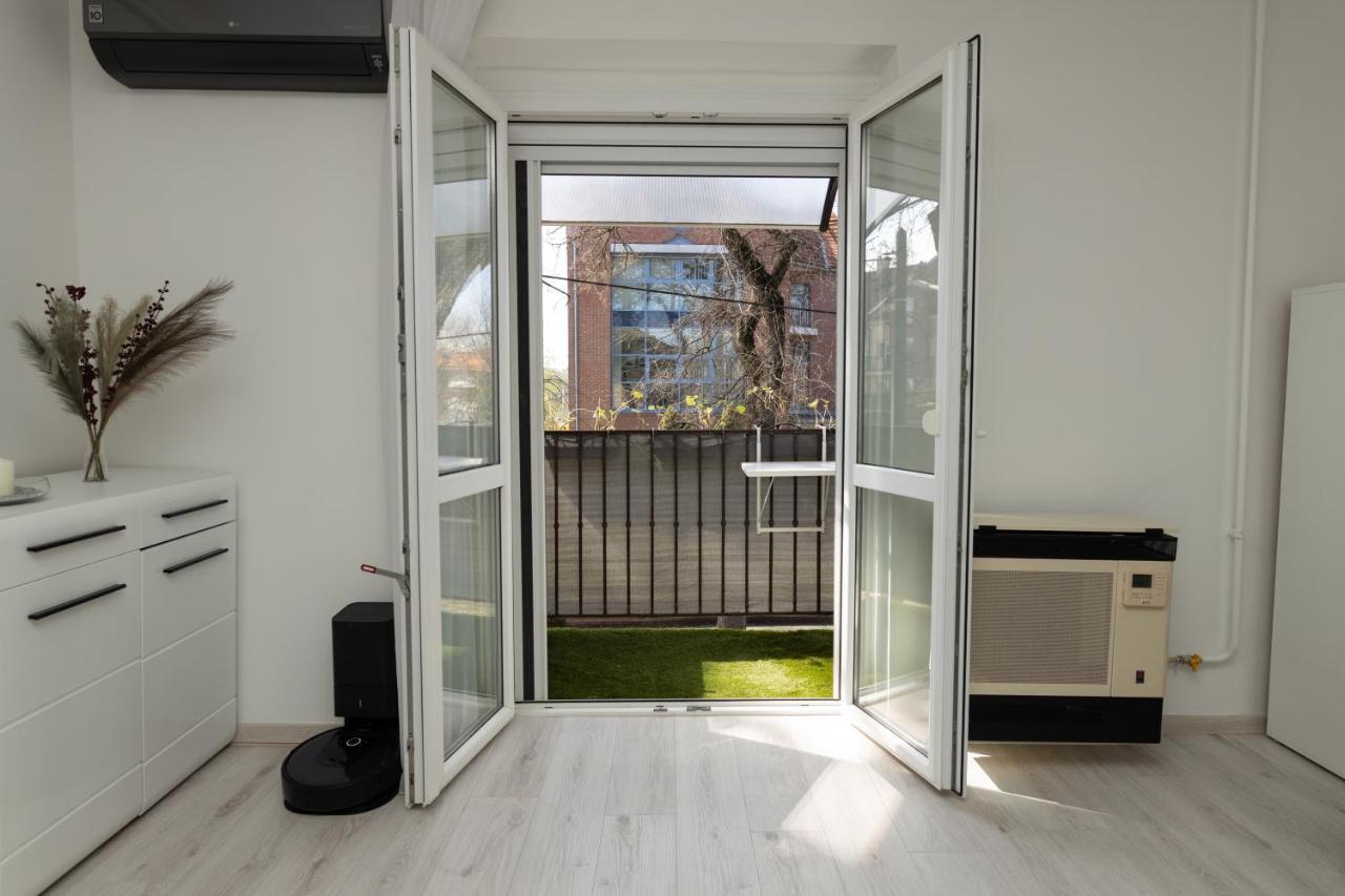 Smart Square With Free Parking Apartment Debreţin Exterior foto